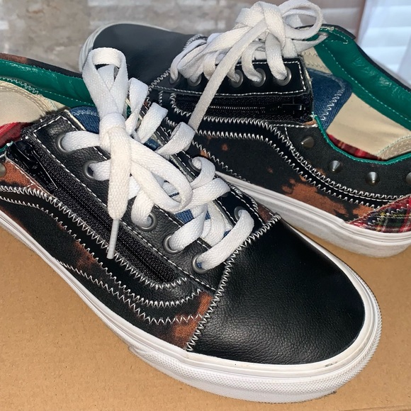 Women’s 7.5 Old Skool Vans - Picture 6 of 8